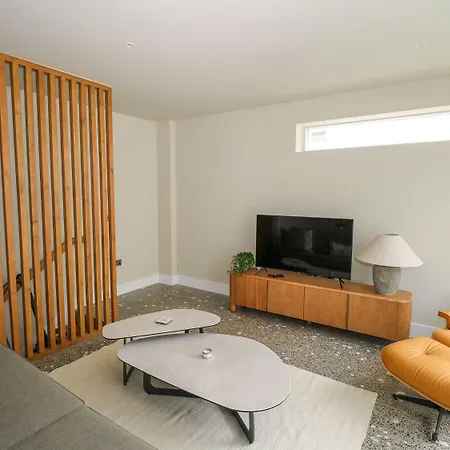 Ned's בית נופש