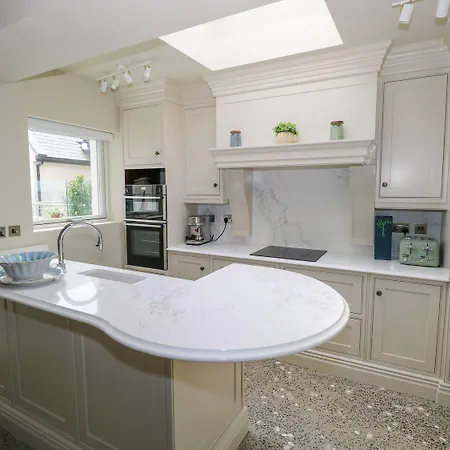 Ned's * ווסטפורט